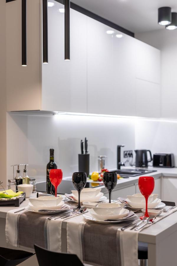 Leo Apartament Delux Ustrzyki Dolne Luaran gambar