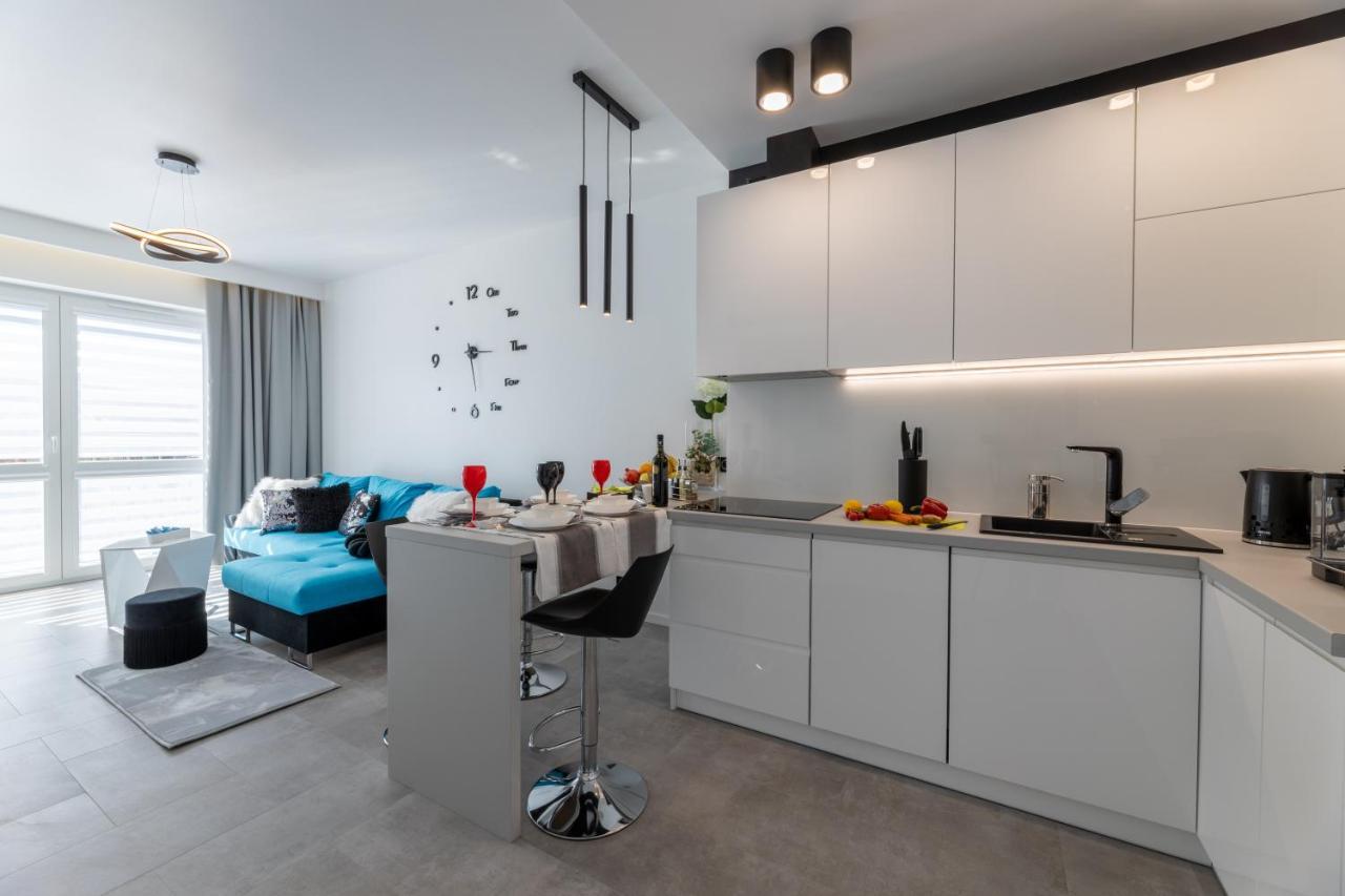 Leo Apartament Delux Ustrzyki Dolne Luaran gambar