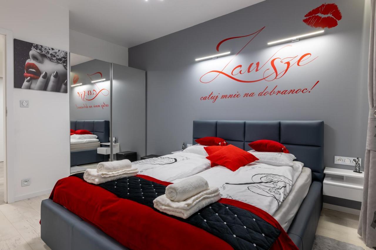 Leo Apartament Delux Ustrzyki Dolne Luaran gambar